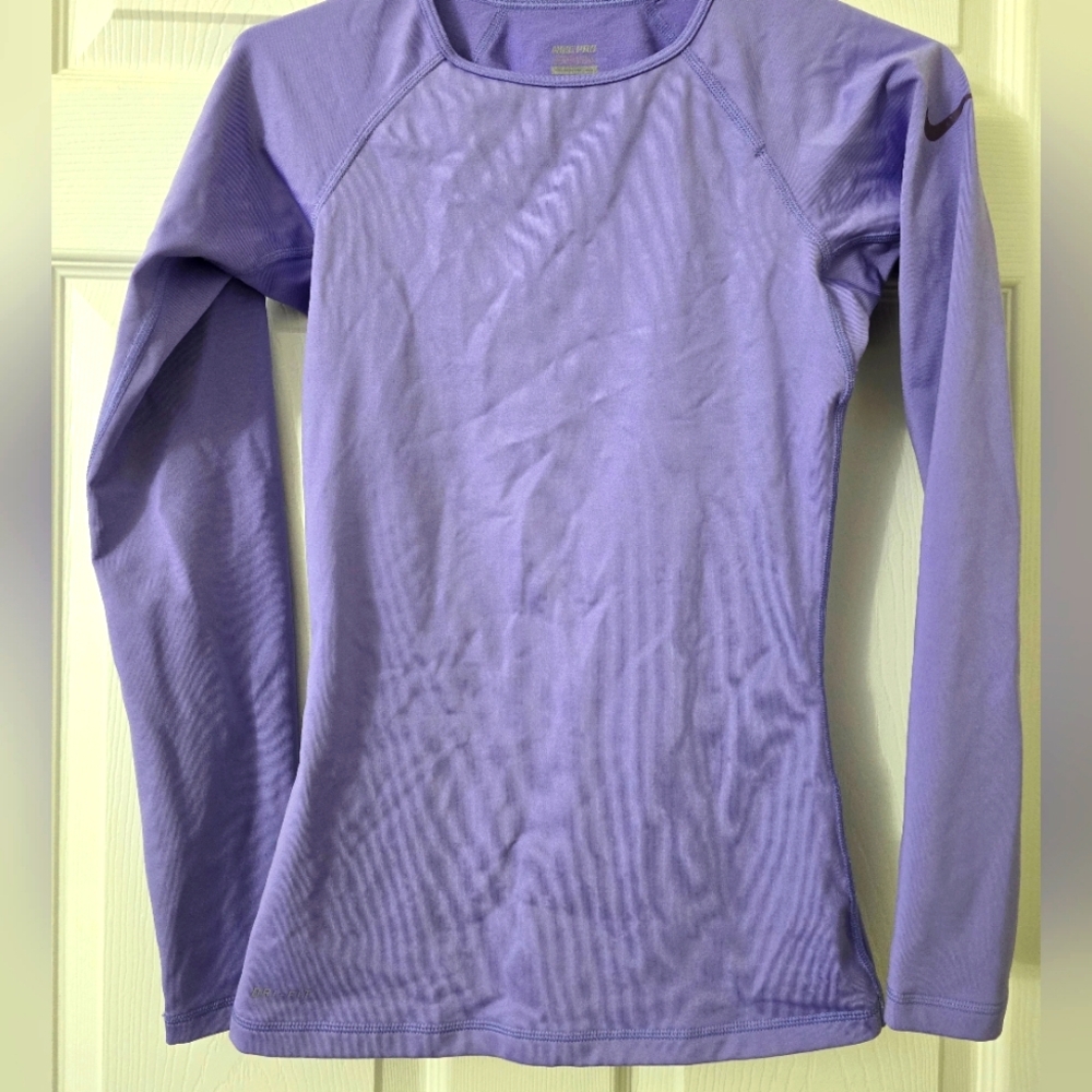 Nike Pro XS Women's Purple Long Sleeve Top
